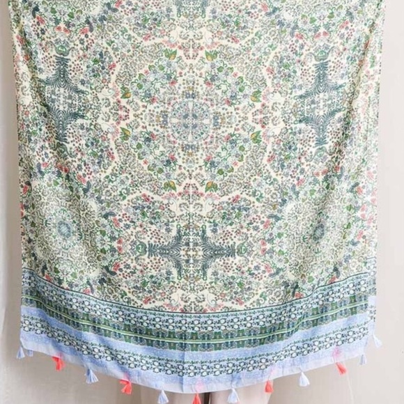 100% cotton scarf with tassels - Picture 5 of 5